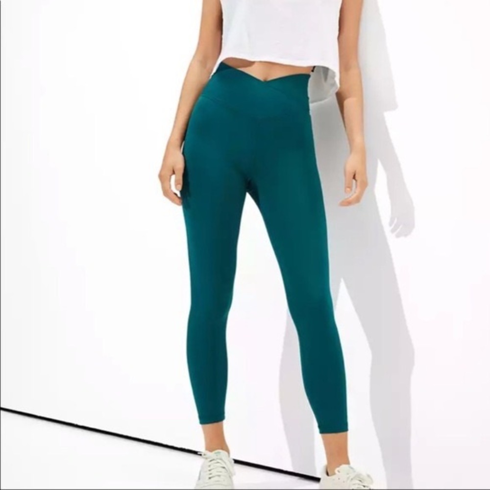 American Eagle The Lightweight Everything Crossover Legging